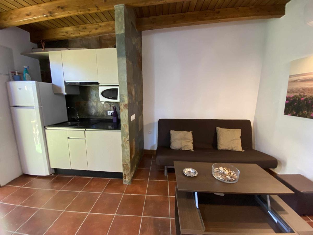 קדיז Estudio Para Pareja Con Jardincito Privado Barbaco מראה חיצוני תמונה