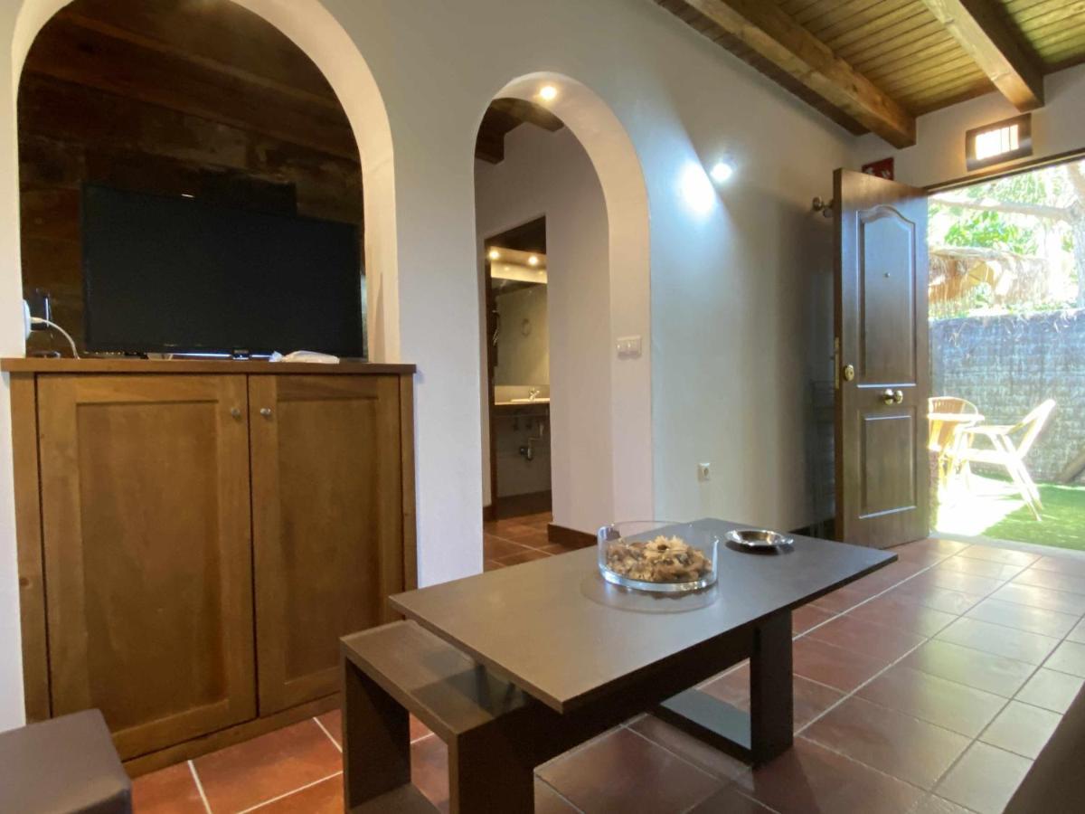 קדיז Estudio Para Pareja Con Jardincito Privado Barbaco מראה חיצוני תמונה