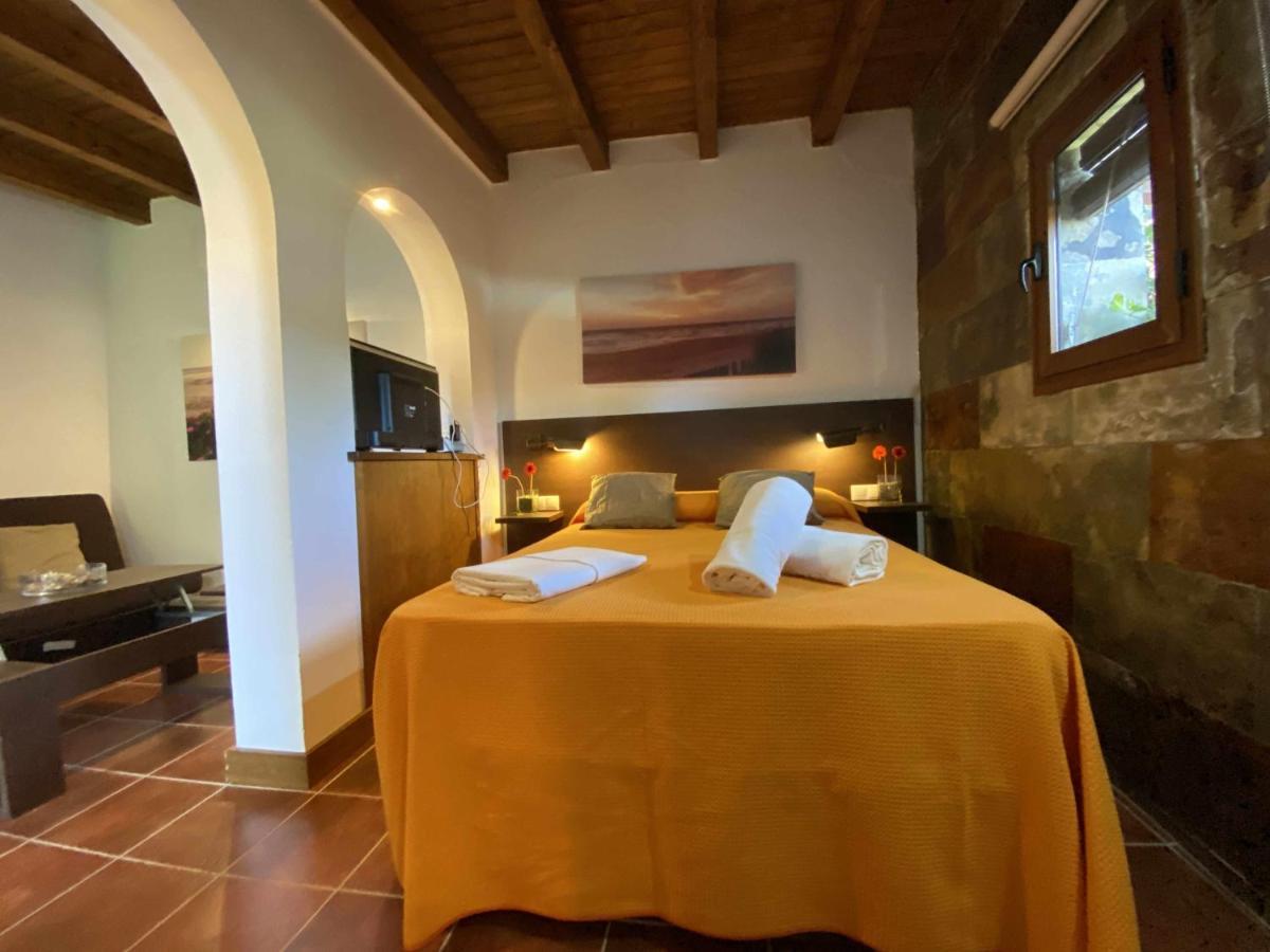 קדיז Estudio Para Pareja Con Jardincito Privado Barbaco מראה חיצוני תמונה