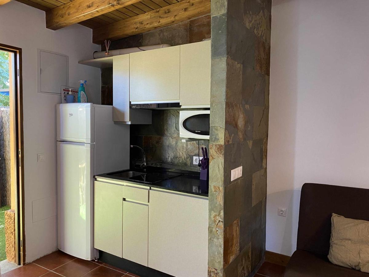 קדיז Estudio Para Pareja Con Jardincito Privado Barbaco מראה חיצוני תמונה